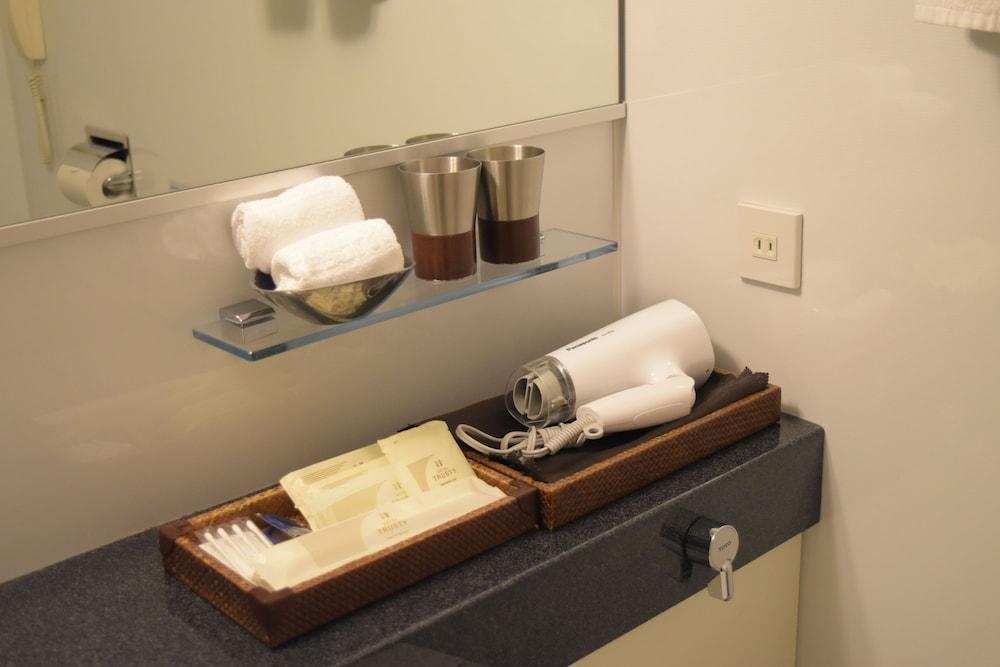 Koko Hotel Kobe Sannomiya Bagian luar foto